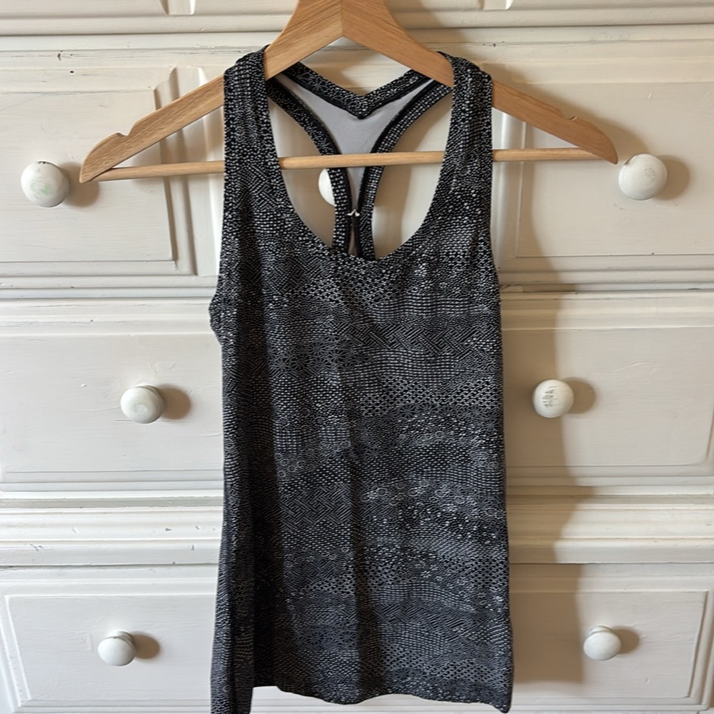 Lululemon matching set - Picture 5 of 15